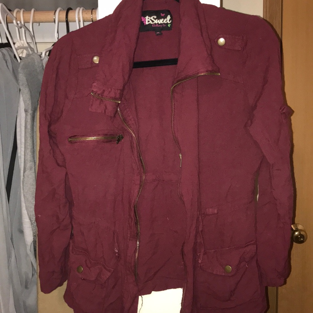 Maroon thin jacket